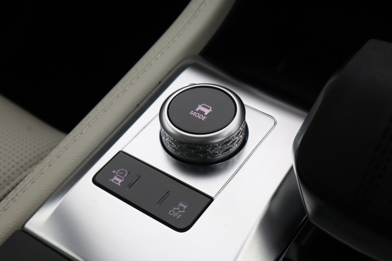 2024 (74) JAGUAR F-PACE 2.0 D200 R-Dynamic HSE Black 90th Anniv 5dr Auto 5305926