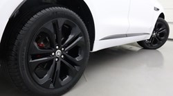 2024 (74) JAGUAR F-PACE 2.0 D200 R-Dynamic HSE Black 90th Anniv 5dr Auto 5305880