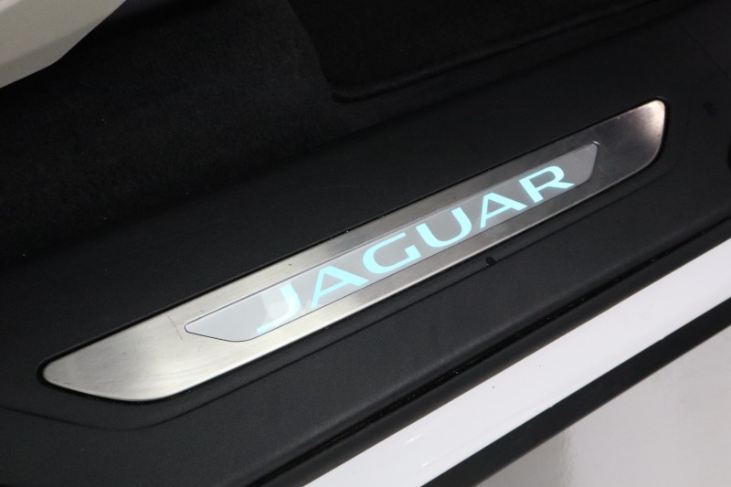 2024 (74) JAGUAR F-PACE 2.0 D200 R-Dynamic HSE Black 90th Anniv 5dr Auto 5305889