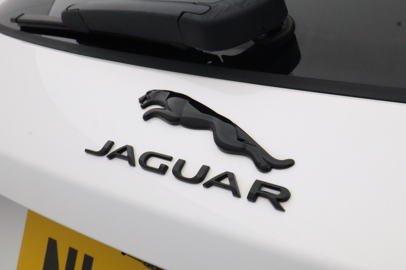 2024 (74) JAGUAR F-PACE 2.0 D200 R-Dynamic HSE Black 90th Anniv 5dr Auto 5305871