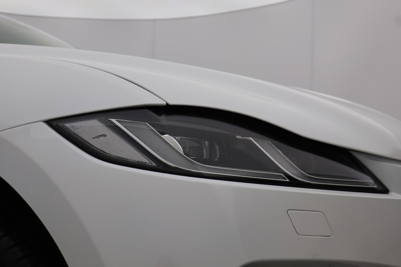 2024 (74) JAGUAR F-PACE 2.0 D200 R-Dynamic HSE Black 90th Anniv 5dr Auto 5305862