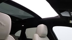 2024 (74) JAGUAR F-PACE 2.0 D200 R-Dynamic HSE Black 90th Anniv 5dr Auto 5305928