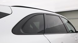 2024 (74) JAGUAR F-PACE 2.0 D200 R-Dynamic HSE Black 90th Anniv 5dr Auto 5305874