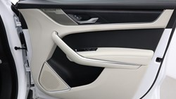 2024 (74) JAGUAR F-PACE 2.0 D200 R-Dynamic HSE Black 90th Anniv 5dr Auto 5305882