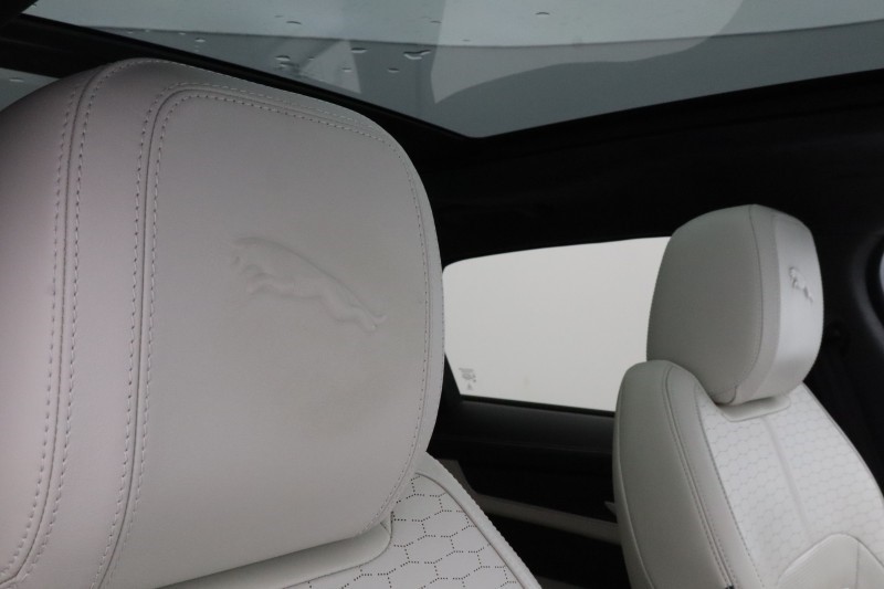 2024 (74) JAGUAR F-PACE 2.0 D200 R-Dynamic HSE Black 90th Anniv 5dr Auto 5305888