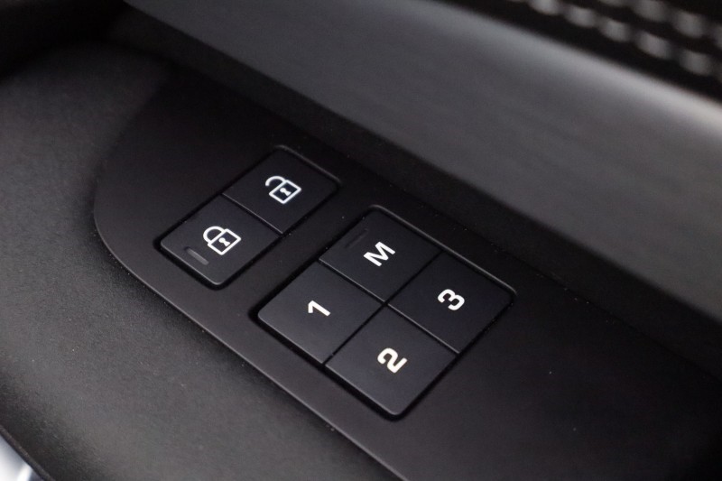 2024 (74) LAND ROVER DISCOVERY 3.0 D350 Dynamic HSE 5dr Auto 5326976