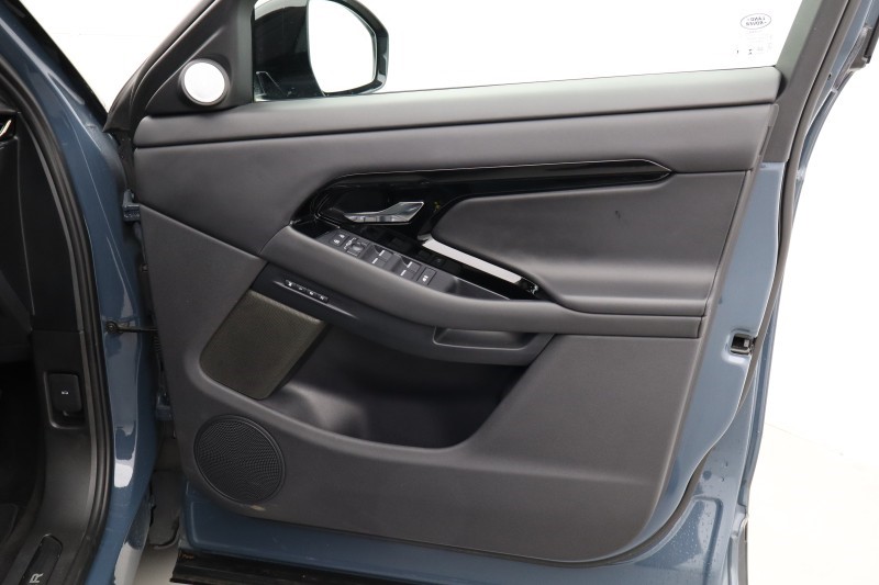 2025 (74) LAND ROVER RANGE ROVER EVOQUE 2.0 D200 Autobiography 5dr Auto [Revised] 5323772