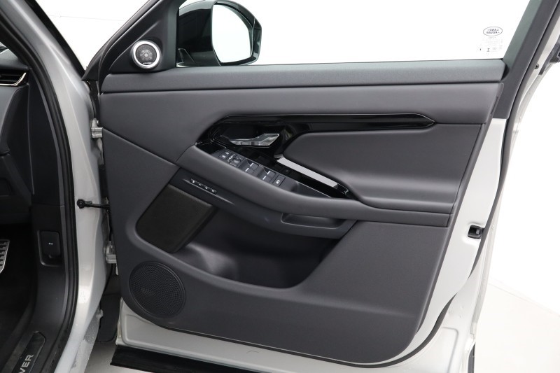 2025 (74) LAND ROVER RANGE ROVER EVOQUE 2.0 D200 Dynamic HSE 5dr Auto 5328101