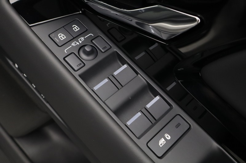 2025 (74) LAND ROVER RANGE ROVER EVOQUE 2.0 D200 Dynamic HSE 5dr Auto 5328102