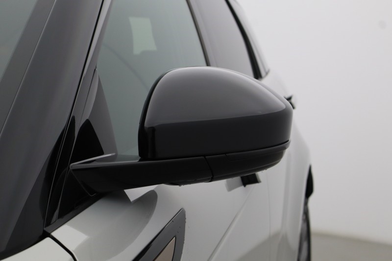 2025 (74) LAND ROVER RANGE ROVER EVOQUE 2.0 D200 Dynamic HSE 5dr Auto 5328082