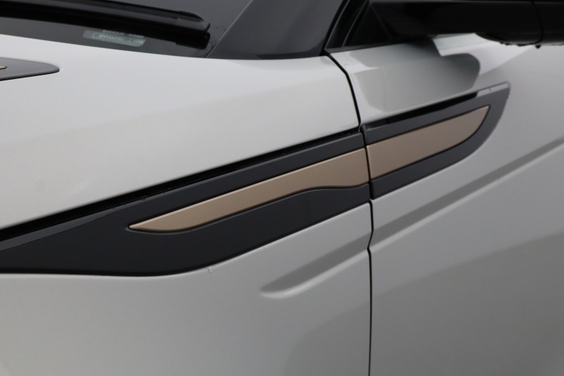 2025 (74) LAND ROVER RANGE ROVER EVOQUE 2.0 D200 Dynamic HSE 5dr Auto 5328081