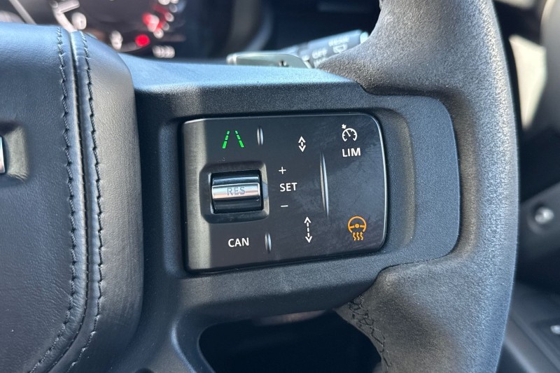 2024 (24) LAND ROVER DEFENDER 5.0 P500 V8 130 5dr Auto [8 Seat] 5371717