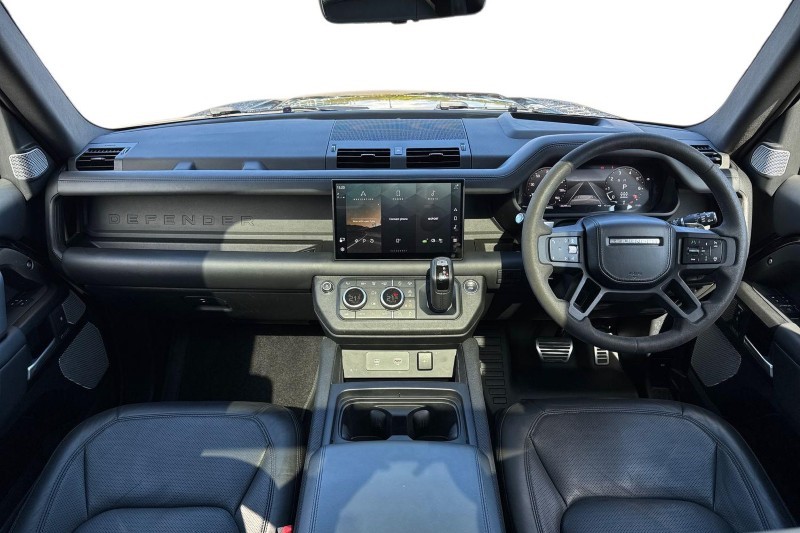 2024 (24) LAND ROVER DEFENDER 5.0 P500 V8 130 5dr Auto [8 Seat] 5371698