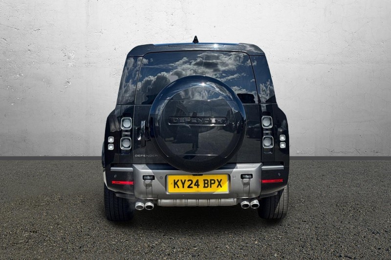 2024 (24) LAND ROVER DEFENDER 5.0 P500 V8 130 5dr Auto [8 Seat] 5371695