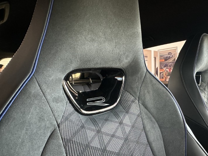  VOLKSWAGEN TIGUAN 2.0 TDI R-Line 5dr DSG 5323882