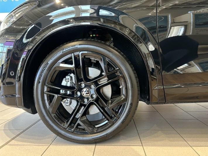  VOLKSWAGEN TIGUAN 2.0 TDI R-Line 5dr DSG 5323889