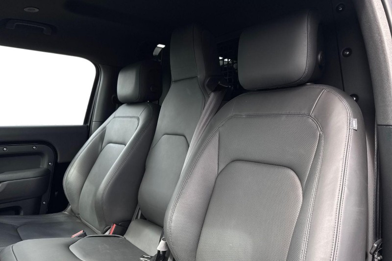 2025 (25) LAND ROVER COMMERCIAL DEFENDER 3.0 D250 Hard Top X-Dynamic HSE Auto [3 Seat] 5368257