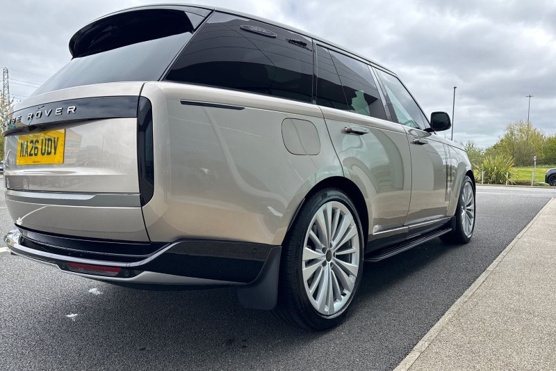 2026 (26) LAND ROVER RANGE ROVER 3.0 D300 SE 4dr Auto 5326237