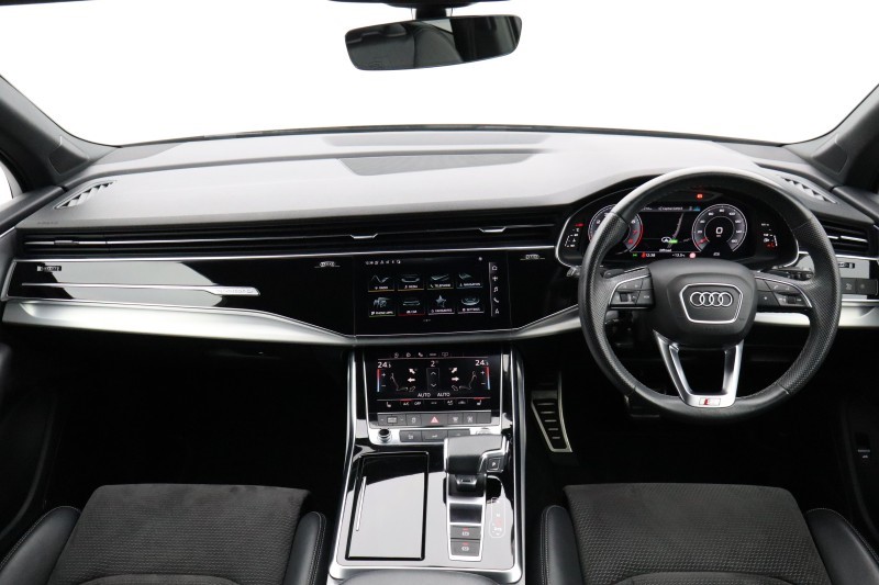 2022 (71) AUDI Q7 55 TFSI Quattro S Line 5dr Tiptronic 5349891