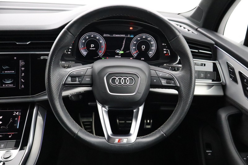2022 (71) AUDI Q7 55 TFSI Quattro S Line 5dr Tiptronic 5349889