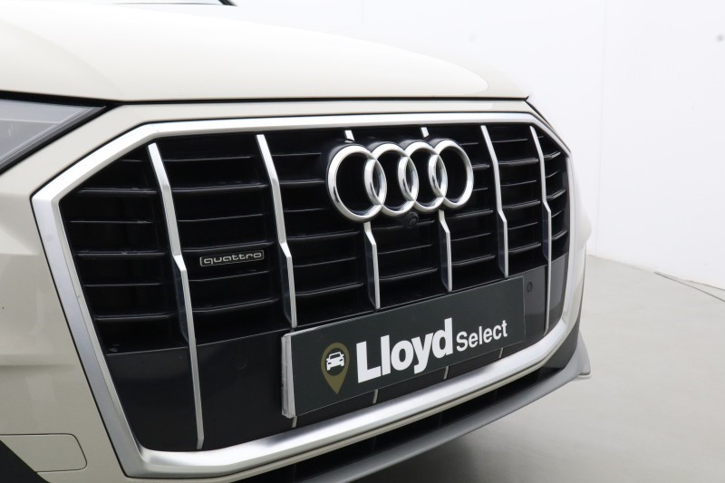 2022 (71) AUDI Q7 55 TFSI Quattro S Line 5dr Tiptronic 5349857