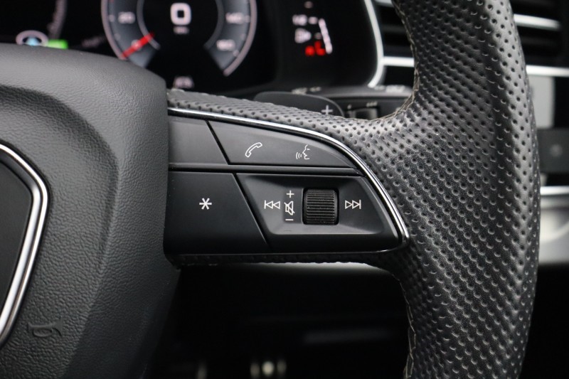 2022 (71) AUDI Q7 55 TFSI Quattro S Line 5dr Tiptronic 5349895