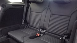2024 (73) LAND ROVER DISCOVERY 3.0 D300 Dynamic HSE 5dr Auto 5359525