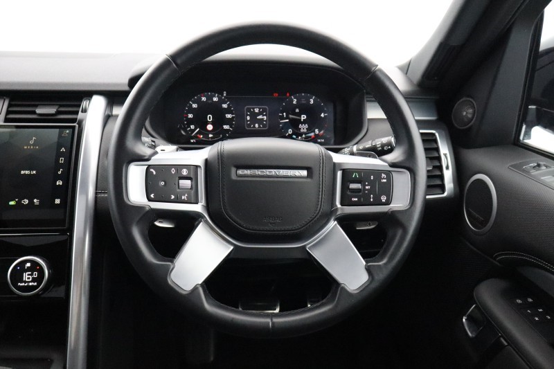 2024 (73) LAND ROVER DISCOVERY 3.0 D300 Dynamic HSE 5dr Auto 5359540