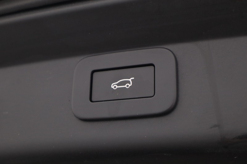 2023 (23) JAGUAR I-PACE 294kW EV400 HSE Black 90kWh 5dr Auto 11kW Charger 5359145