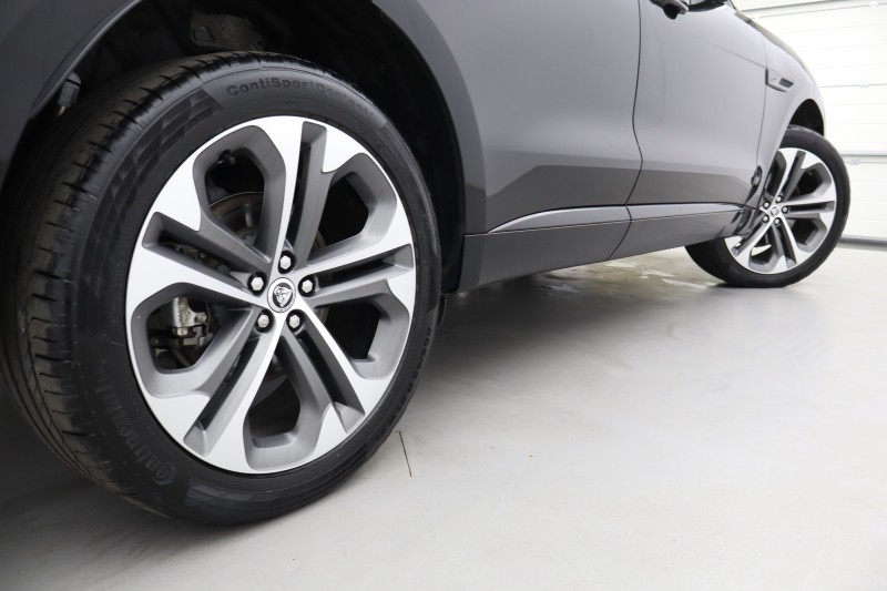 2024 (74) JAGUAR F-PACE 2.0 D200 R-Dynamic HSE Black 90th Anniv 5dr Auto 5359452