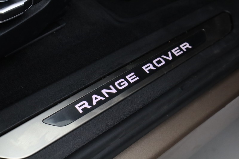 2024 (74) LAND ROVER RANGE ROVER EVOQUE 2.0 D200 Autobiography 5dr Auto 5352608