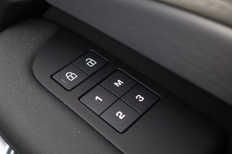 2024 (24) LAND ROVER DISCOVERY 3.0 D350 Dynamic HSE 5dr Auto 5345309