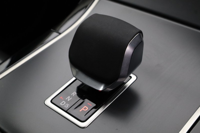 2024 (74) LAND ROVER RANGE ROVER VELAR 2.0 D200 MHEV Dynamic HSE 5dr Auto 5327167