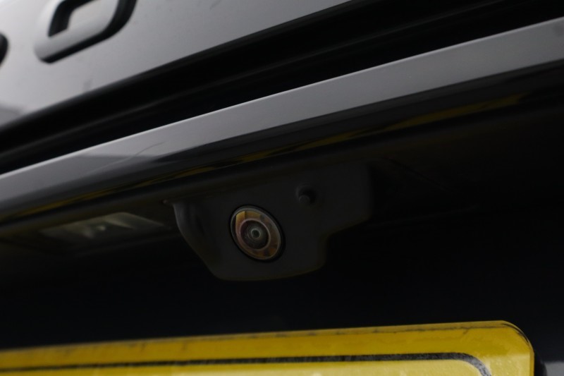 2024 (74) LAND ROVER RANGE ROVER VELAR 2.0 D200 MHEV Dynamic HSE 5dr Auto 5327127