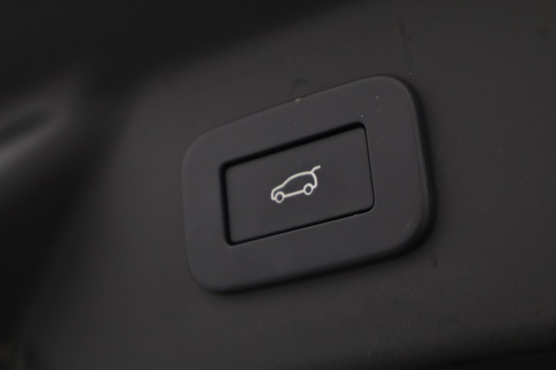 2024 (74) LAND ROVER RANGE ROVER VELAR 2.0 D200 MHEV Dynamic HSE 5dr Auto 5327132