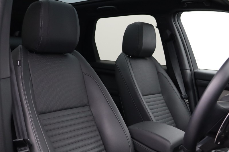 2025 (74) LAND ROVER DISCOVERY SPORT 2.0 D200 Dynamic HSE 5dr Auto [7 Seat] 5329803