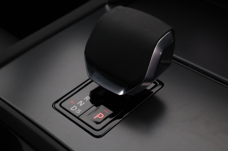 2025 (74) LAND ROVER DISCOVERY SPORT 2.0 D200 Dynamic HSE 5dr Auto [7 Seat] 5329823