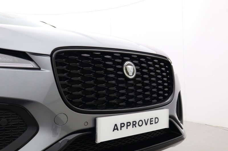2024 (74) JAGUAR F-PACE 2.0 D200 R-Dynamic SE Black 90th Anniv 5dr Auto 5356347