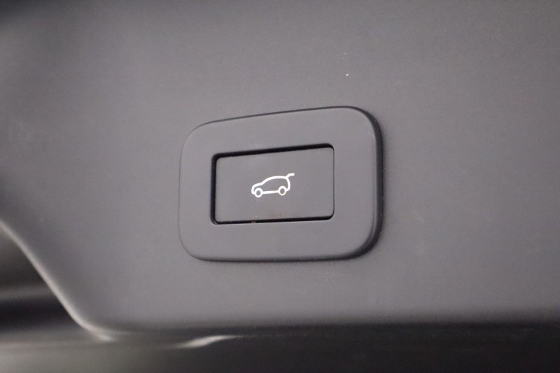 2022 (22) LAND ROVER RANGE ROVER EVOQUE 2.0 D200 R-Dynamic SE 5dr Auto 5451465
