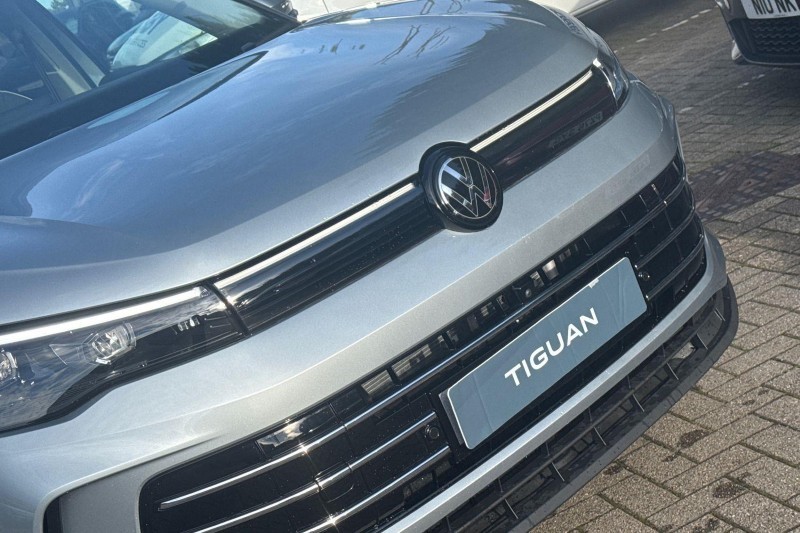  VOLKSWAGEN TIGUAN 2.0 TDI Elegance 5dr DSG 5858722