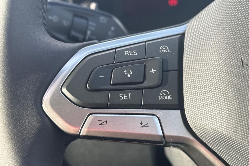  VOLKSWAGEN TIGUAN 2.0 TDI Elegance 5dr DSG 5858705