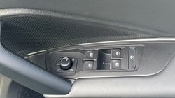 VOLKSWAGEN TIGUAN 2.0 TDI Elegance 5dr DSG 5858700