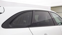 2022 (22) JAGUAR F-PACE 2.0 D200 R-Dynamic S 5dr Auto AWD 5359336