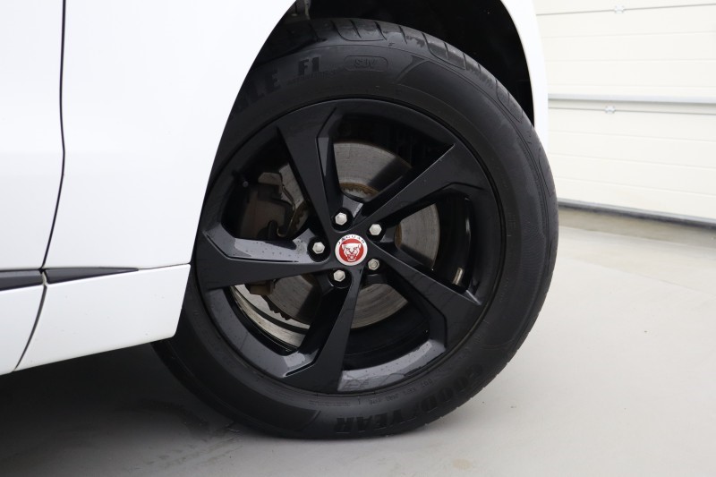2022 (22) JAGUAR F-PACE 2.0 D200 R-Dynamic S 5dr Auto AWD 5359348