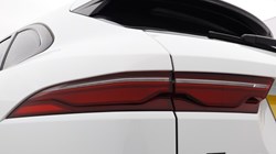 2022 (22) JAGUAR F-PACE 2.0 D200 R-Dynamic S 5dr Auto AWD 5359338