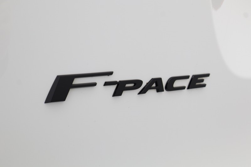 2022 (22) JAGUAR F-PACE 2.0 D200 R-Dynamic S 5dr Auto AWD 5359339