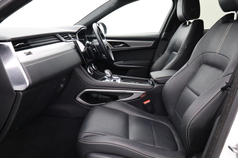 2022 (22) JAGUAR F-PACE 2.0 D200 R-Dynamic S 5dr Auto AWD 5359327