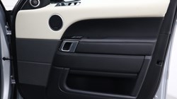 2022 (22) LAND ROVER RANGE ROVER SPORT 3.0 D300 HSE Silver 5dr Auto 5386969