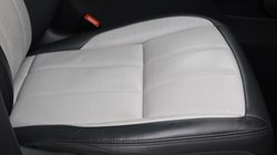 2022 (22) LAND ROVER RANGE ROVER EVOQUE 2.0 D200 R-Dynamic HSE 5dr Auto 5393678