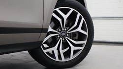 2022 (22) LAND ROVER RANGE ROVER EVOQUE 2.0 D200 R-Dynamic HSE 5dr Auto 5393702